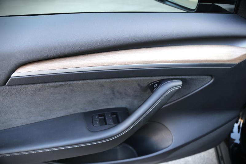 Tesla - Model 3 - pic21