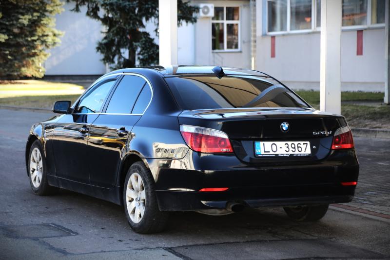 BMW - 520 - pic5