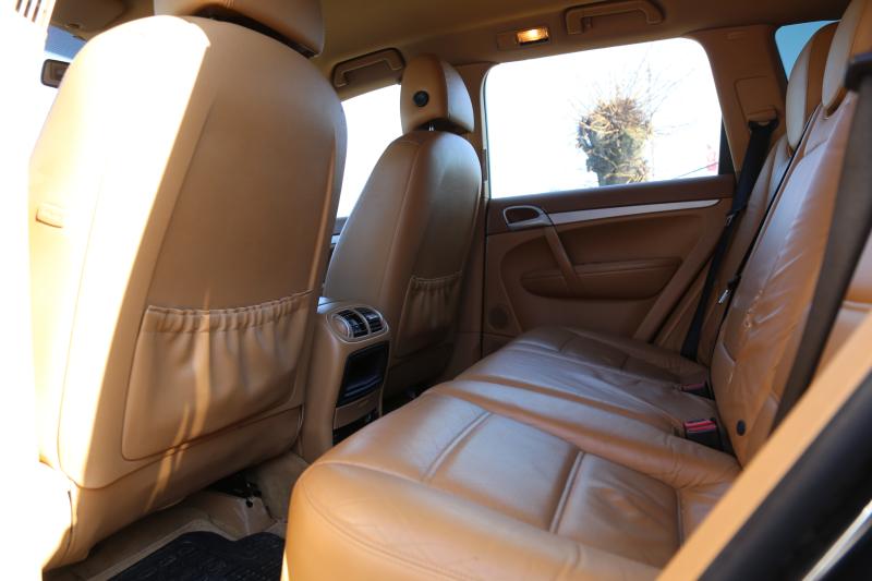 Porsche - Cayenne - pic5