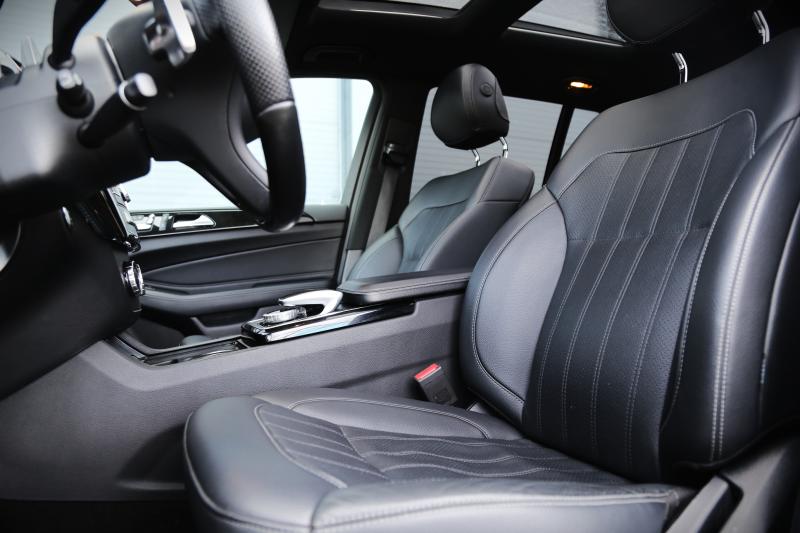 Mercedes-Benz - GLS450 - pic17