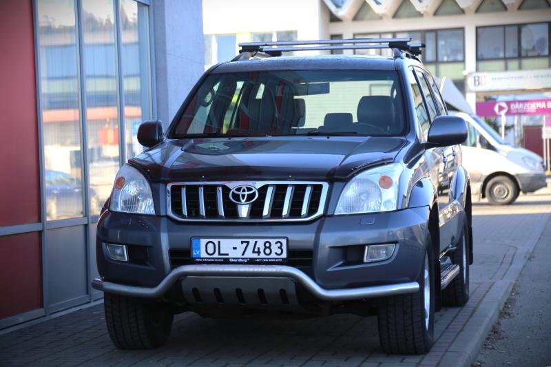 Toyota - Land Cruiser - pic1