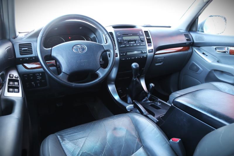 Toyota - Land Cruiser - pic7