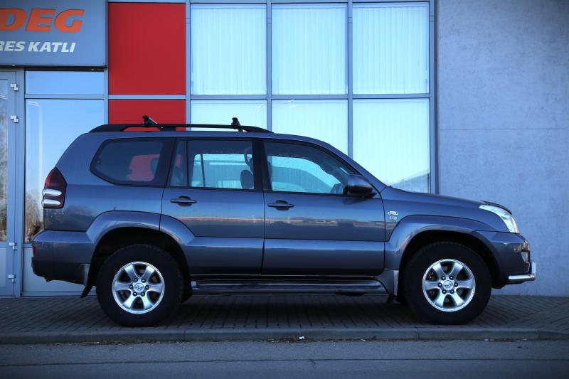 Toyota - Land Cruiser - pic3
