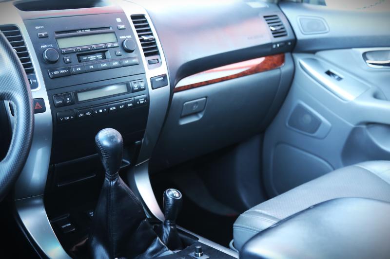 Toyota - Land Cruiser - pic8