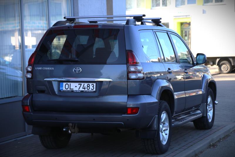 Toyota - Land Cruiser - pic6