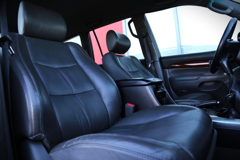 Toyota - Land Cruiser - pic12