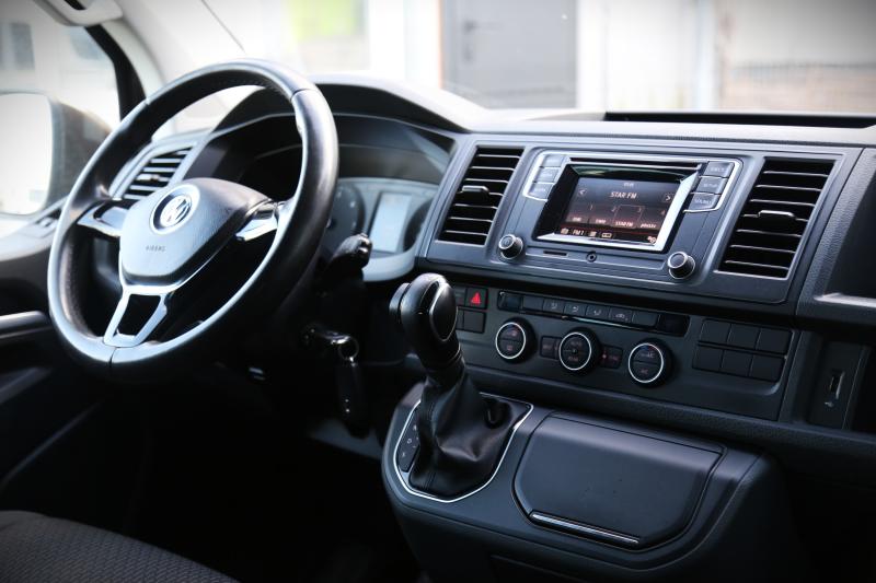 Volkswagen - Multivan - pic10