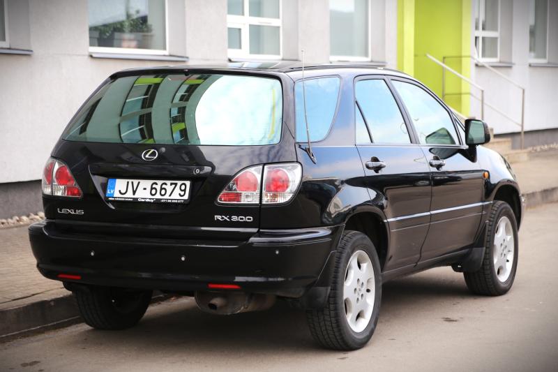 Lexus - RX 300 - pic6