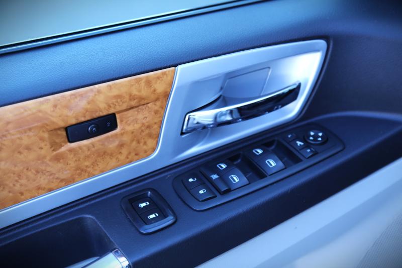 Chrysler - Grand Voyager - pic18