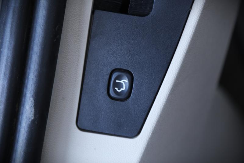 Chrysler - Grand Voyager - pic23