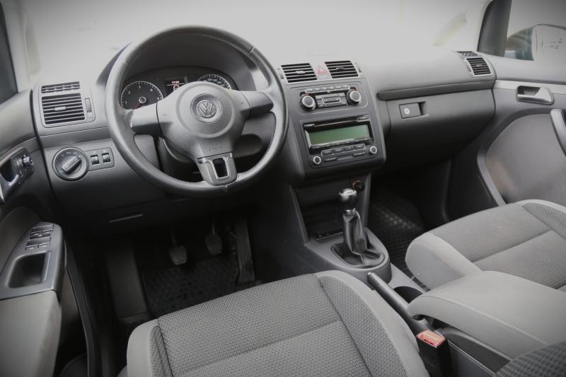 Volkswagen - Touran - pic8