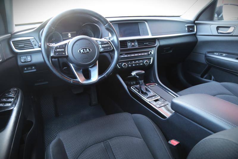 Kia - Optima - pic8