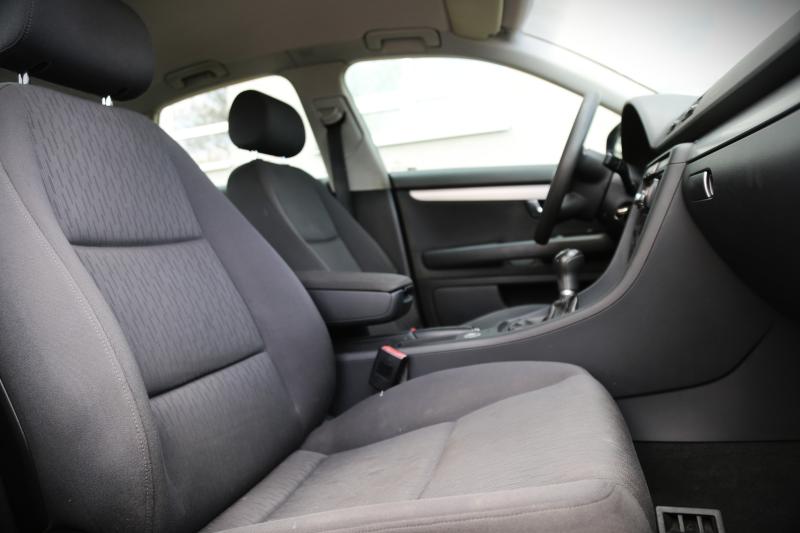 Audi - A4 - pic13