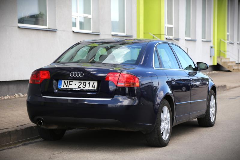 Audi - A4 - pic5