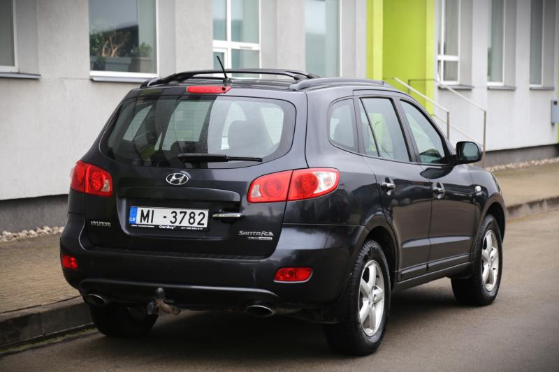 Hyundai - Santa Fe - pic6