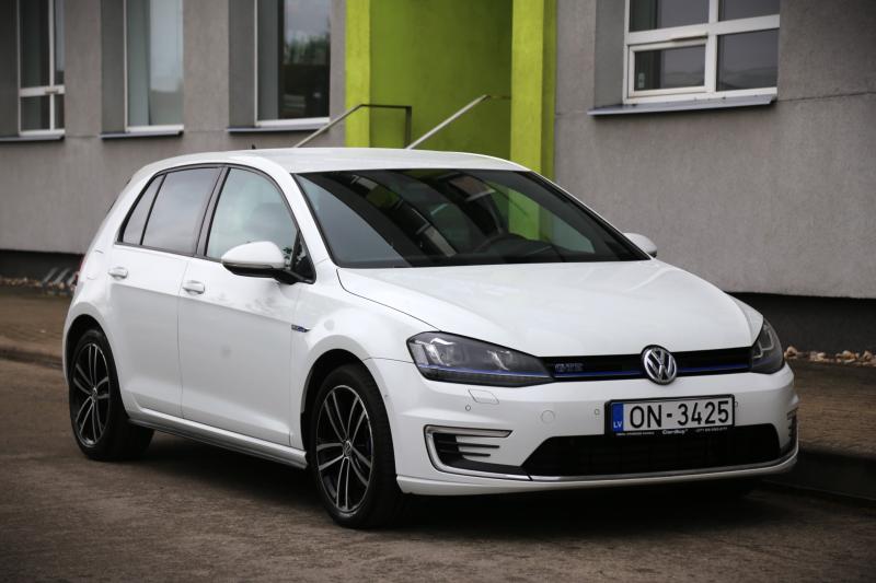 Volkswagen - Golf - pic4