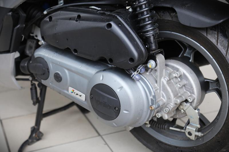 Aprilia - SXR - pic8