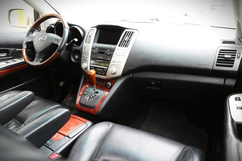 Lexus - RX 300 - pic9