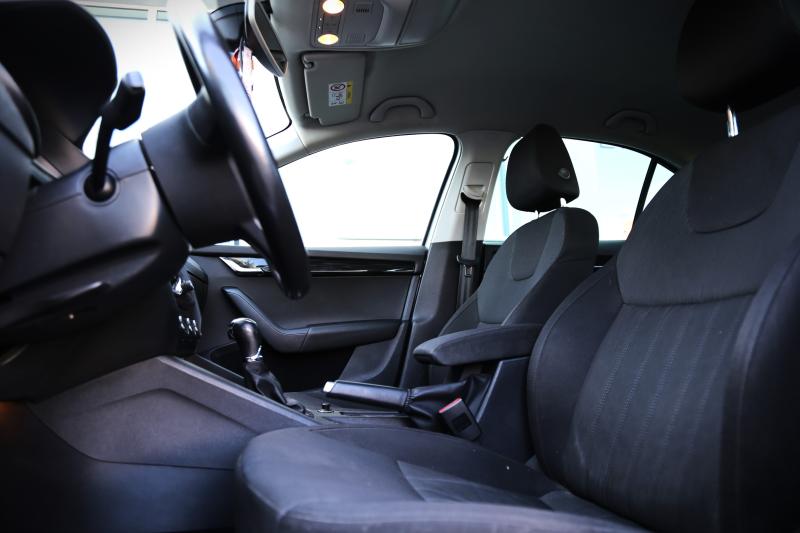 Skoda - Octavia - pic10